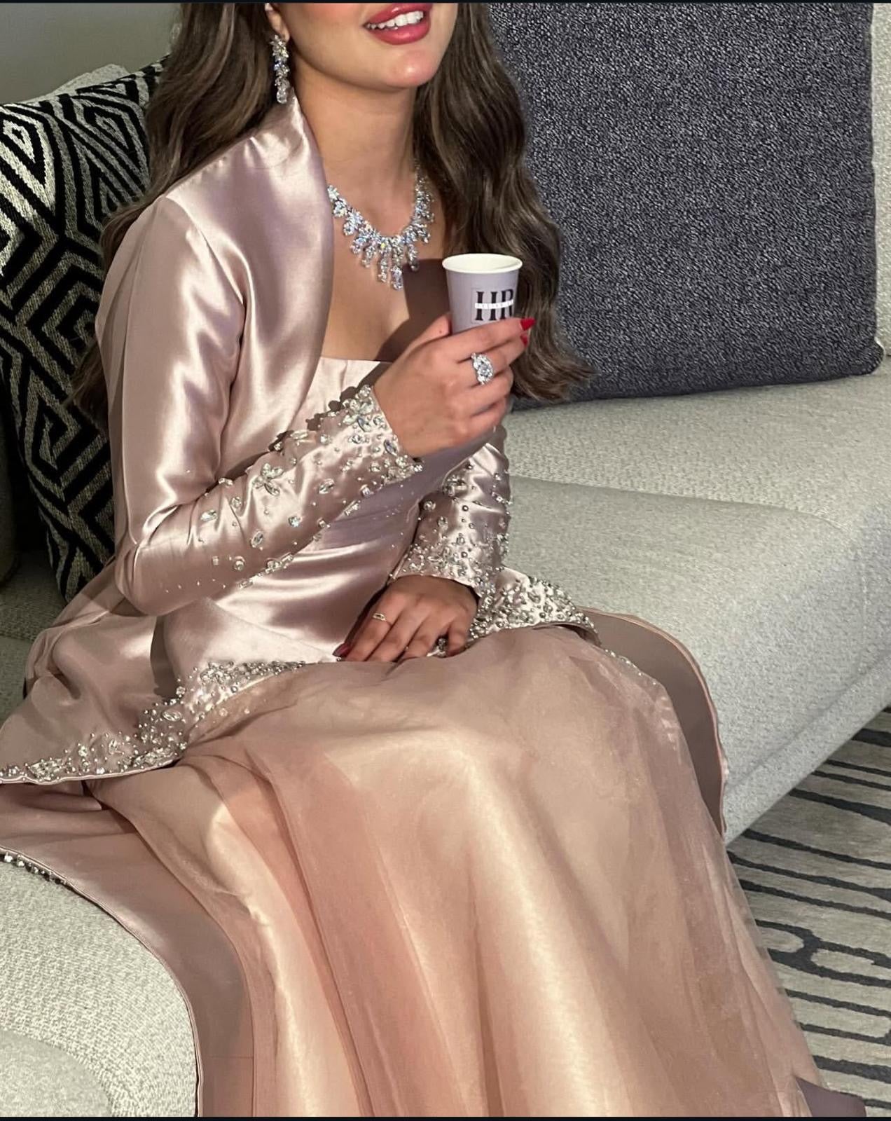 Hr Nude unique dress