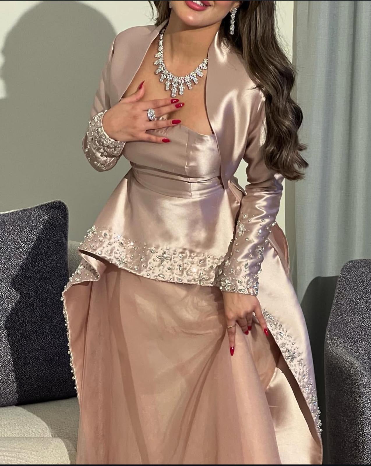 Hr Nude unique dress