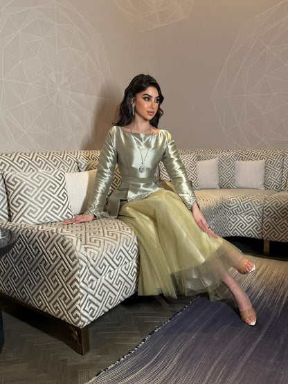Hr Unique Dress