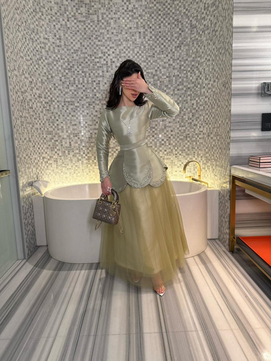 Hr Unique Dress
