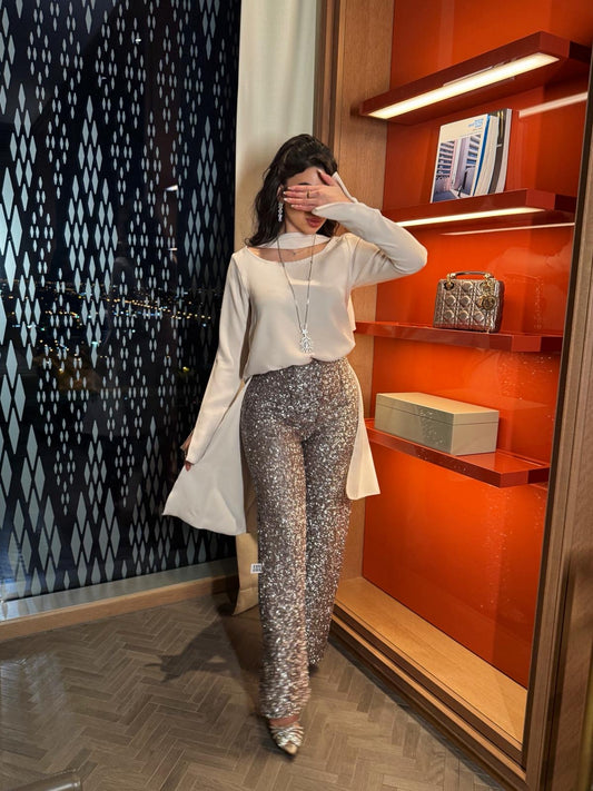 HR shiny pants